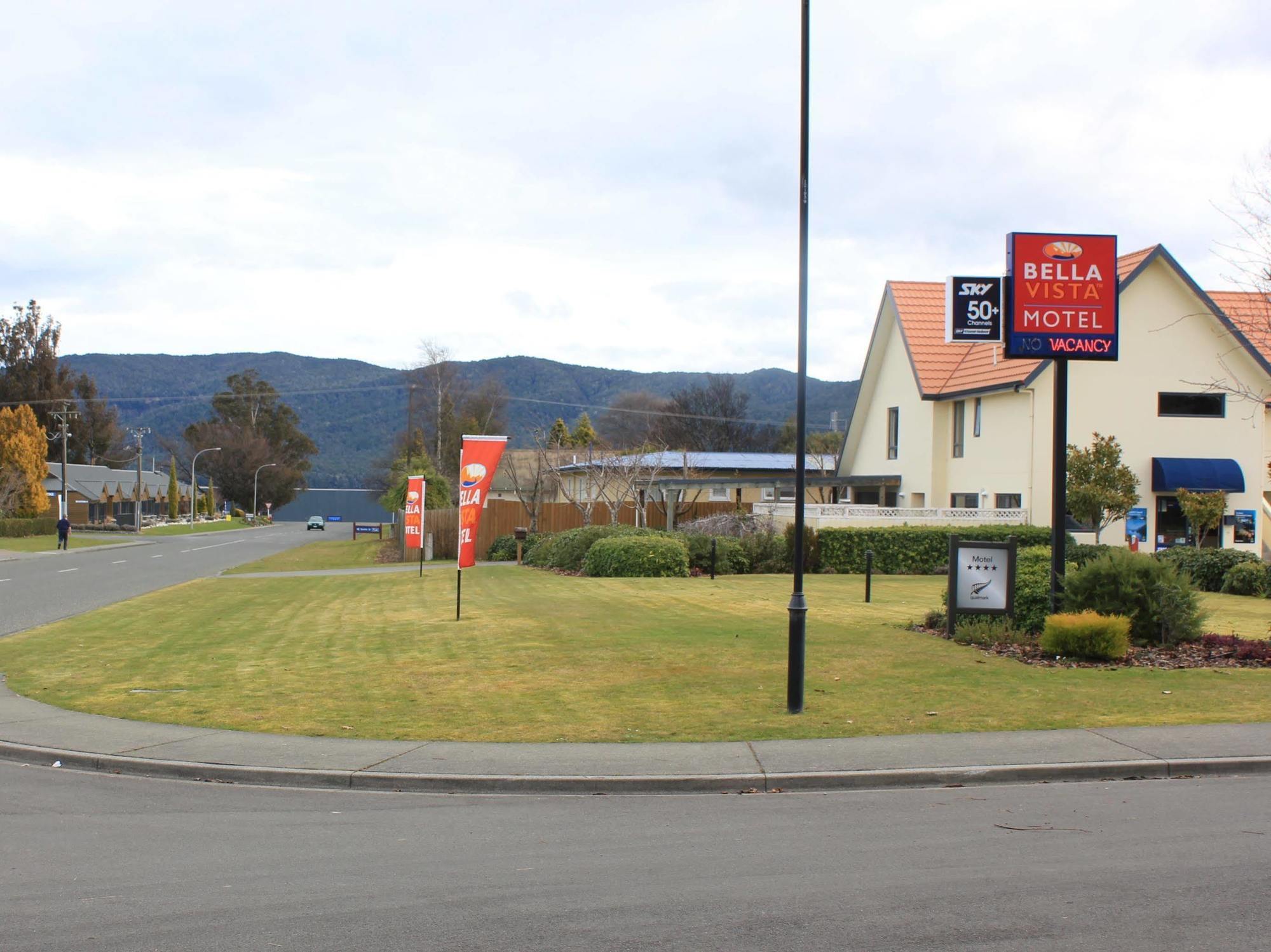 Bella Vista Motel Te Anau Esterno foto